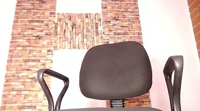 Snapshot of ammy_Ger1 chatting on 01/08/25, 05:05 ammy Ger1 online show from 01/08/25, 05:05