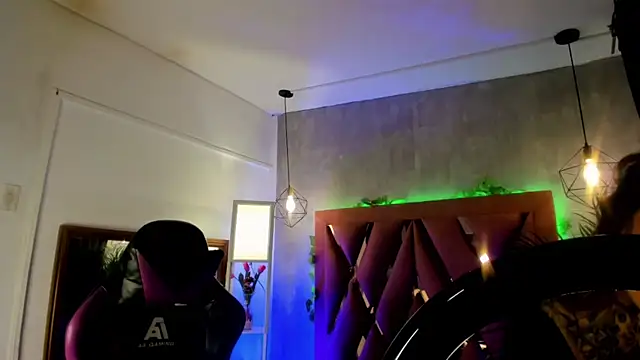 Snapshot of Megan_inked chatting on 01/04/25, 02:56 Megan inked online show from 01/04/25, 02:56