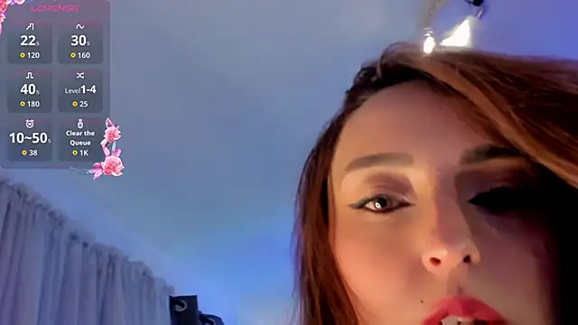 Snapshot of Megan_inked chatting on 04/19/26, 03:50 Megan inked online show from 04/19/26, 03:50