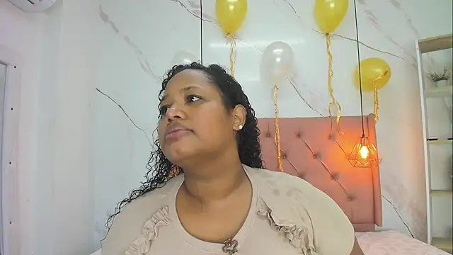 Belle Brunette online show from 04/27/26, 12:03