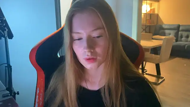 Snapshot of Jaquesxxx chatting on 11/12/25, 03:18 Jaquesxxx online show from 11/12/25, 03:18