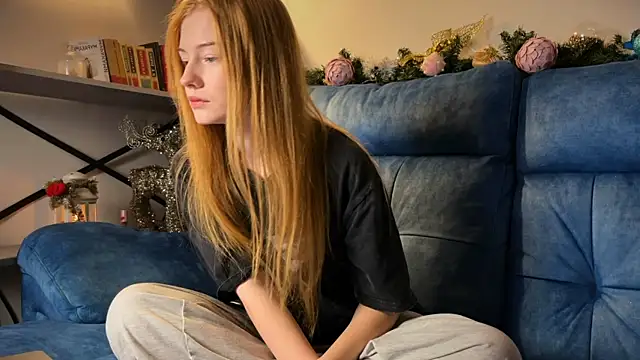 Snapshot of Jaquesxxx chatting on 12/21/25, 02:24 Jaquesxxx online show from 12/21/25, 02:24