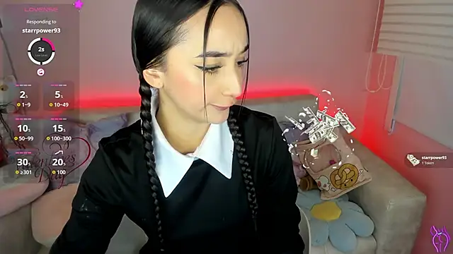 tinysara online show from 02/15/26, 04:14