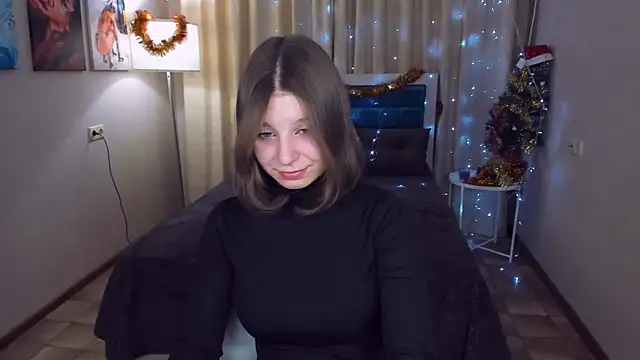 Snapshot of RinaMoore chatting on 01/17/25, 11:06 RinaMoore online show from 01/17/25, 11:06