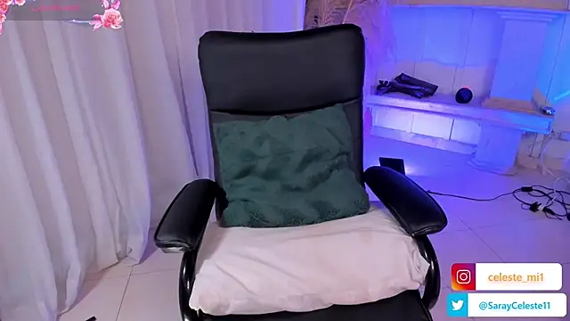 scarlet miller1 online show from 01/28/25, 11:17