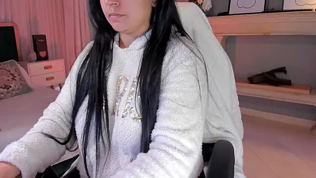 scarlet miller1 online show from 03/12/25, 11:53