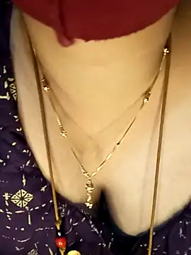 Snapshot of tuttifrutti17 chatting on 03/14/25, 08:38 tuttifrutti17 online show from 03/14/25, 08:38