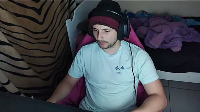 iurytx online show from 02/14/25, 10:47