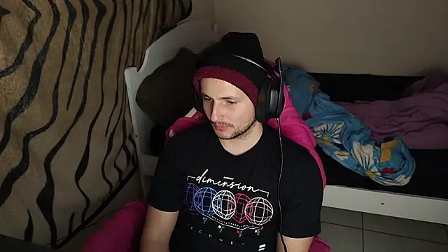 iurytx online show from 02/17/25, 10:58