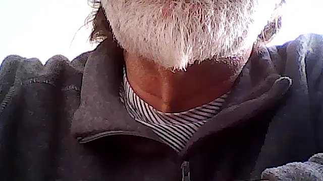 Snapshot of xcimeru chatting on 02/17/26, 02:46 xcimeru online show from 02/17/26, 02:46