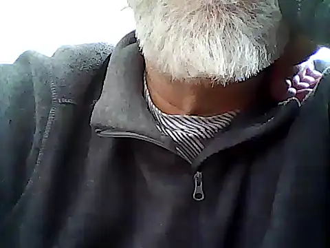 Snapshot of xcimeru chatting on 03/10/26, 02:44 xcimeru online show from 03/10/26, 02:44