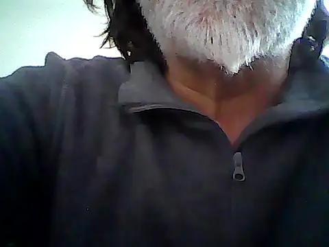 Snapshot of xcimeru chatting on 04/09/26, 06:13 xcimeru online show from 04/09/26, 06:13