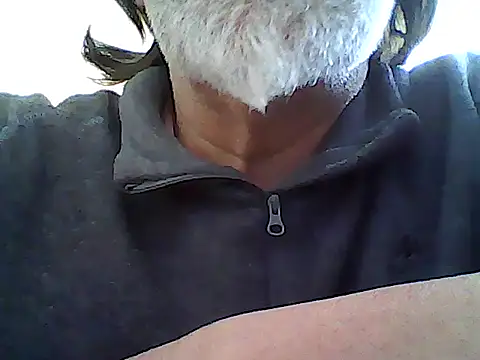 Snapshot of xcimeru chatting on 04/15/26, 06:42 xcimeru online show from 04/15/26, 06:42