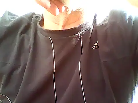 Snapshot of xcimeru chatting on 04/30/26, 01:17 xcimeru online show from 04/30/26, 01:17