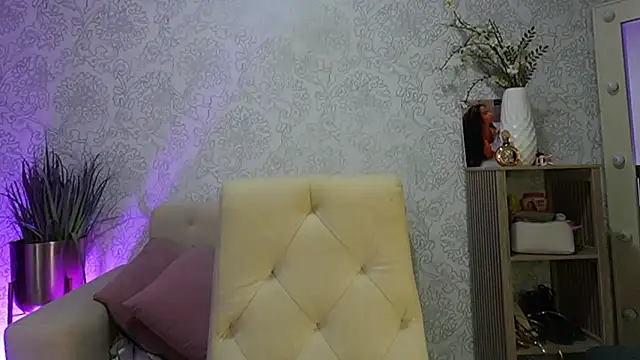 HOTBLACKANDWHITE2 online show from 04/27/26, 06:44