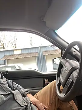 Snapshot of Themechanic420 chatting on 12/04/24, 06:50 Themechanic420 online show from 12/04/24, 06:50