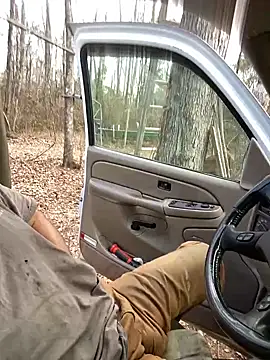 Snapshot of Themechanic420 chatting on 02/10/25, 01:44 Themechanic420 online show from 02/10/25, 01:44