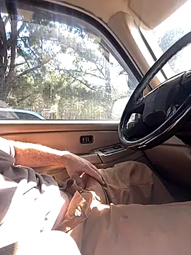 Snapshot of Themechanic420 chatting on 10/22/25, 05:13 Themechanic420 online show from 10/22/25, 05:13