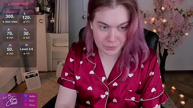 Snapshot of Nancy_Sun_ chatting on 01/12/25, 02:09 Nancy Sun online show from 01/12/25, 02:09