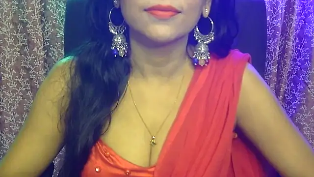 Snapshot of iam-moni2 chatting on 10/28/25, 05:37 iam-moni2 online show from 10/28/25, 05:37