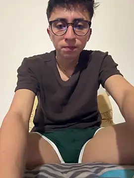 CamiRojas boy online show from 10/13/25, 04:12