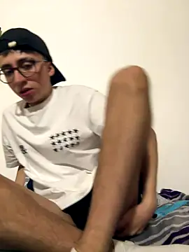 CamiRojas boy online show from 10/20/25, 03:40