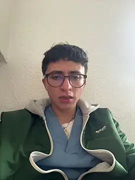 CamiRojas boy online show from 05/05/26, 06:49