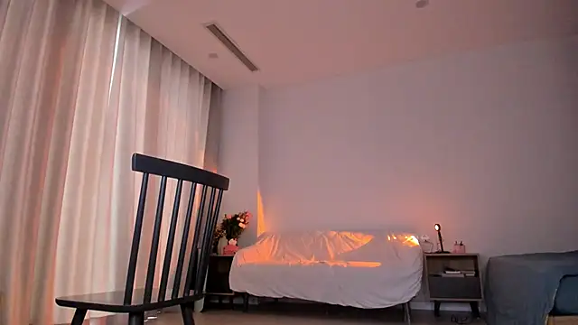 Snapshot of kawaii_mia chatting on 01/03/25, 08:32 kawaii mia online show from 01/03/25, 08:32