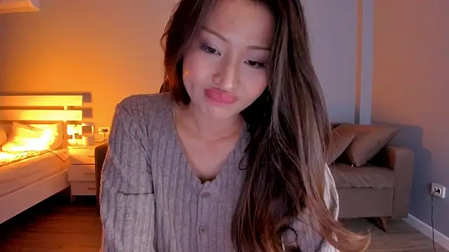 Snapshot of kawaii_mia chatting on 03/07/25, 04:44 kawaii mia online show from 03/07/25, 04:44