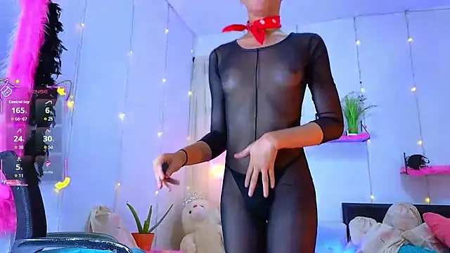 Ariel Femboy  online show from 09/28/25, 04:18