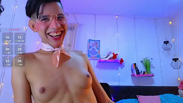 Ariel Femboy  online show from 12/02/25, 07:03