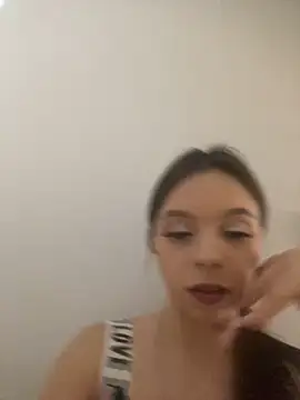 Snapshot of ElisabethDavis chatting on 01/04/25, 06:19 ElisabethDavis online show from 01/04/25, 06:19