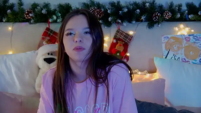 Snapshot of ElisabethDavis chatting on 01/04/25, 09:20 ElisabethDavis online show from 01/04/25, 09:20