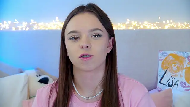 Snapshot of ElisabethDavis chatting on 01/24/25, 07:18 ElisabethDavis online show from 01/24/25, 07:18