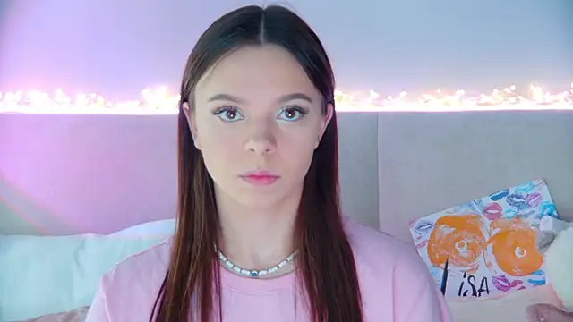 Snapshot of ElisabethDavis chatting on 02/01/25, 03:18 ElisabethDavis online show from 02/01/25, 03:18