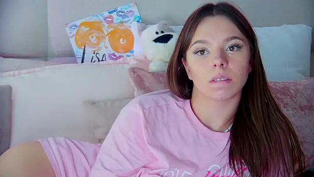 Snapshot of ElisabethDavis chatting on 02/01/25, 09:29 ElisabethDavis online show from 02/01/25, 09:29