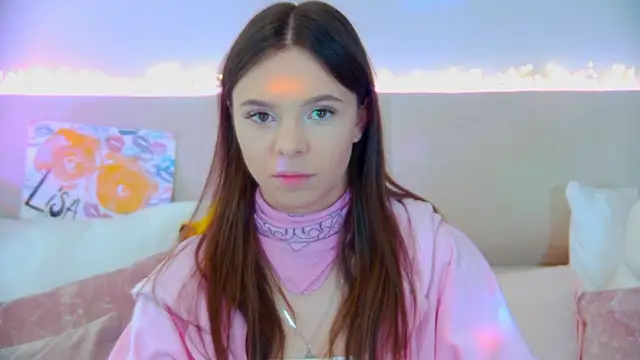 Snapshot of ElisabethDavis chatting on 02/23/25, 05:18 ElisabethDavis online show from 02/23/25, 05:18