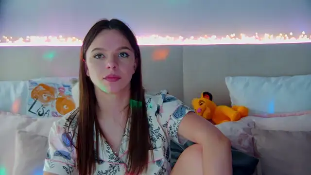 Snapshot of ElisabethDavis chatting on 02/27/25, 12:21 ElisabethDavis online show from 02/27/25, 12:21