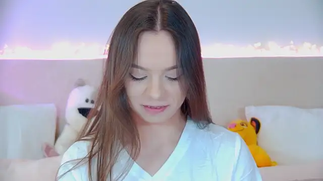 Snapshot of ElisabethDavis chatting on 03/01/25, 09:26 ElisabethDavis online show from 03/01/25, 09:26