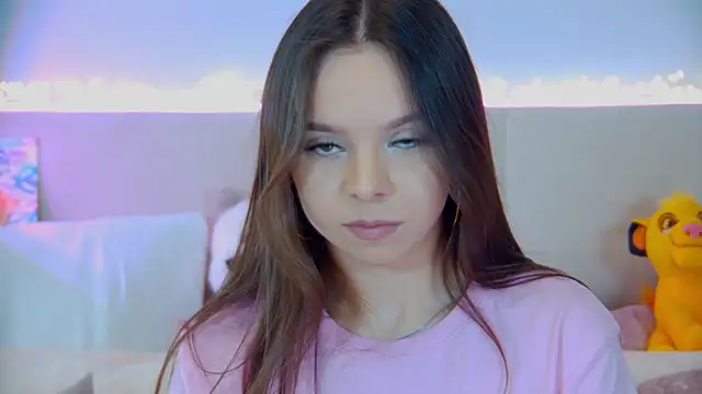 Snapshot of ElisabethDavis chatting on 03/06/25, 09:42 ElisabethDavis online show from 03/06/25, 09:42