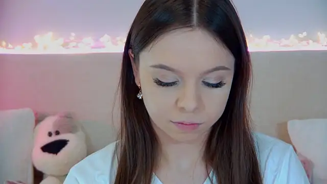 Snapshot of ElisabethDavis chatting on 03/07/25, 07:16 ElisabethDavis online show from 03/07/25, 07:16