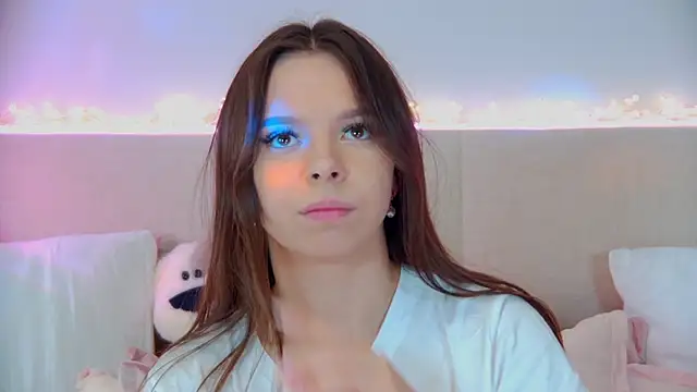 Snapshot of ElisabethDavis chatting on 03/07/25, 10:21 ElisabethDavis online show from 03/07/25, 10:21