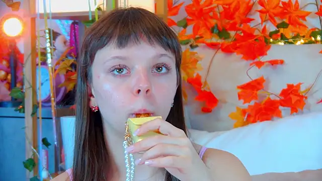 Snapshot of ElisabethDavis chatting on 10/29/25, 04:09 ElisabethDavis online show from 10/29/25, 04:09