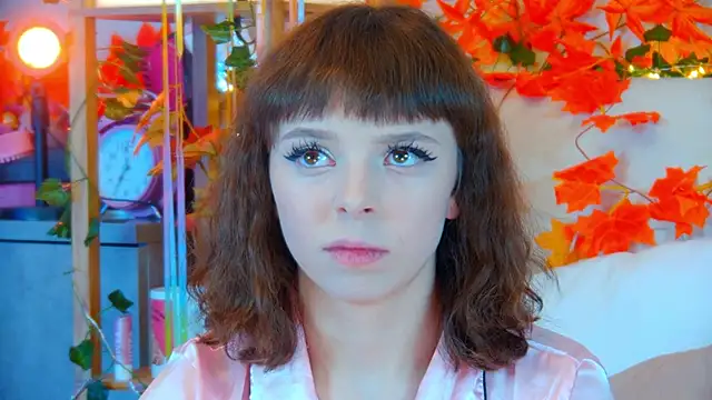 Snapshot of ElisabethDavis chatting on 11/15/25, 03:52 ElisabethDavis online show from 11/15/25, 03:52