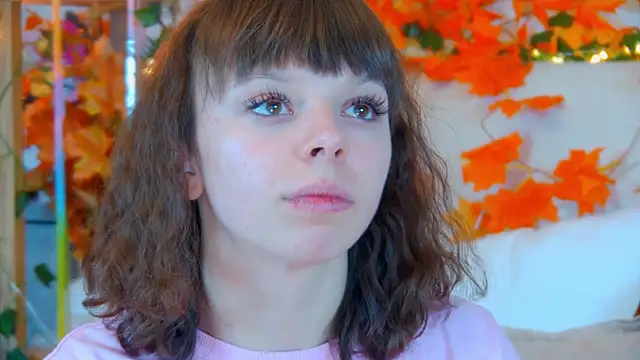 Snapshot of ElisabethDavis chatting on 11/17/25, 04:24 ElisabethDavis online show from 11/17/25, 04:24