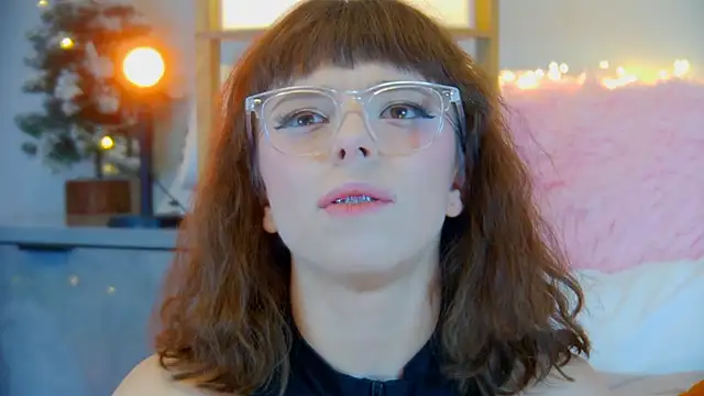 Snapshot of ElisabethDavis chatting on 11/29/25, 03:15 ElisabethDavis online show from 11/29/25, 03:15