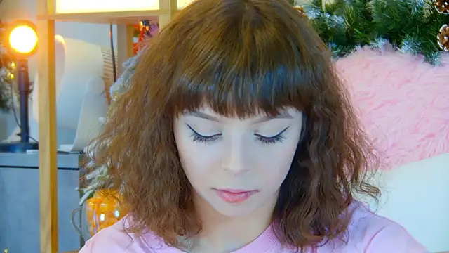 Snapshot of ElisabethDavis chatting on 12/05/25, 03:09 ElisabethDavis online show from 12/05/25, 03:09