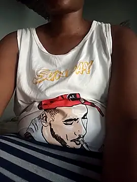 Hailey BaileyXYZ online show from 01/18/26, 09:24