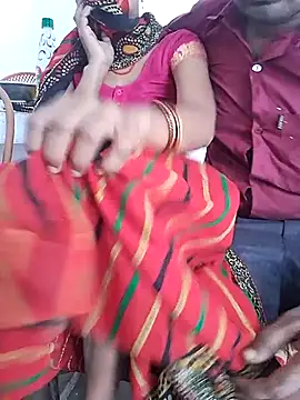 Snapshot of Rani019 chatting on 11/18/25, 04:17 Rani019 online show from 11/18/25, 04:17
