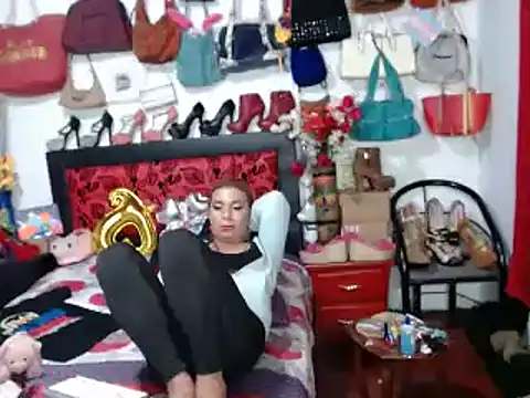 Xiaraa26 online show from 03/17/25, 10:28